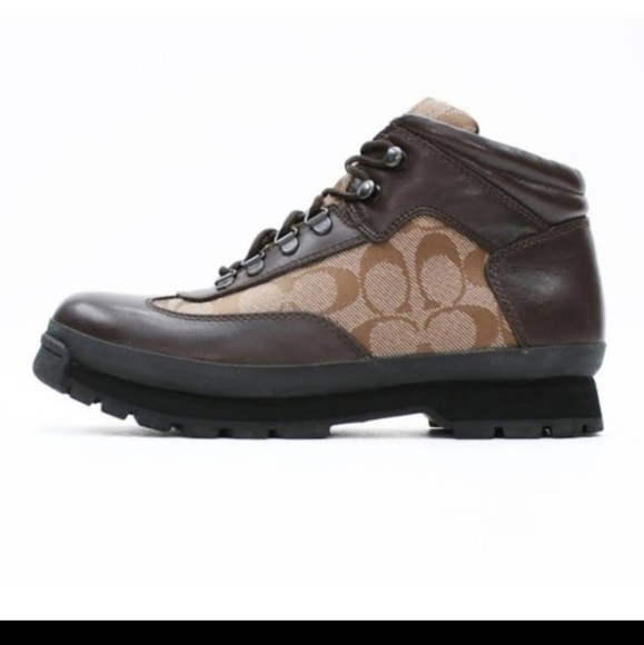 Authentic Coach Hannah Boots - Picture 2 of 5